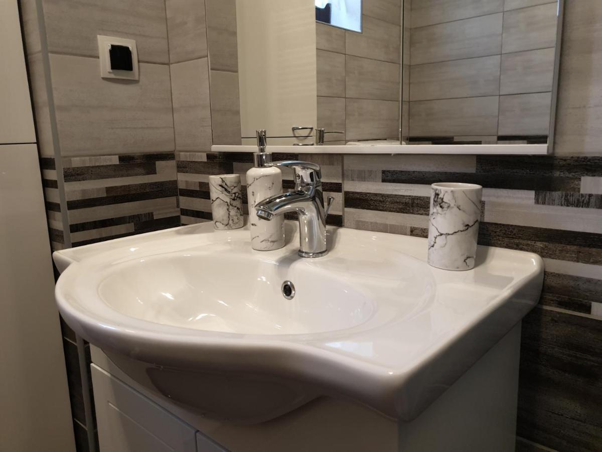 Apartment Liso سيليست دريزنيكو المظهر الخارجي الصورة